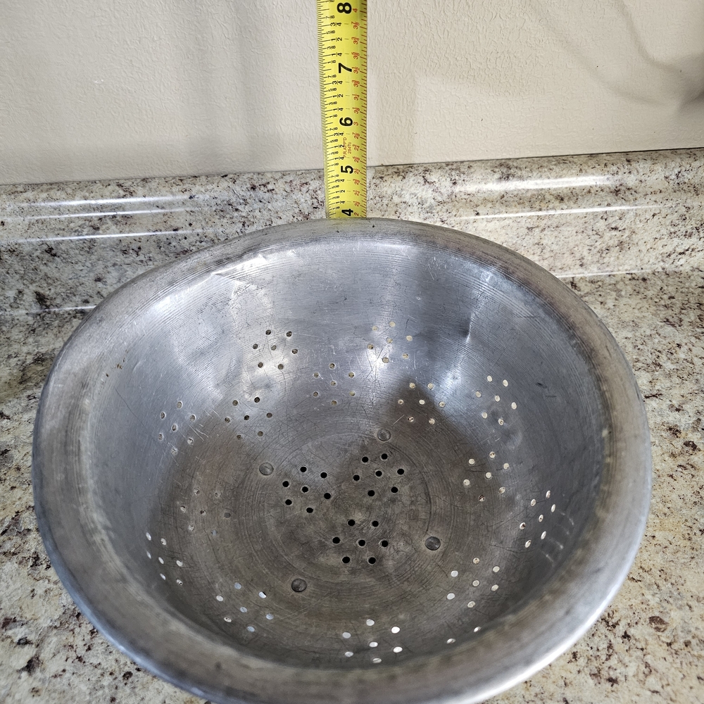 "Vintage" Stainless Steel Colander - Picture 11 of 13